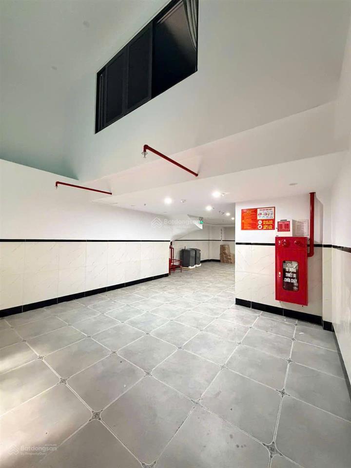 Bán tòa ccmn mễ trì 80m2 x 7 tầng thang máy, 22 phòng khép kín, dòng tiền 110tr/th 21.x tỷ