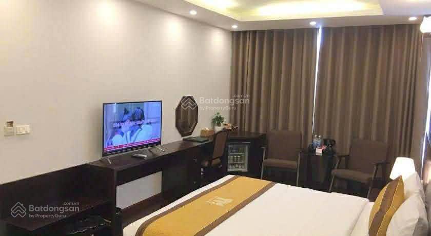 Bán khách sạn lê đức thọ mỹ đình  9 tầng lô góc  29 phòng  doanh thu 550 triệu/tháng