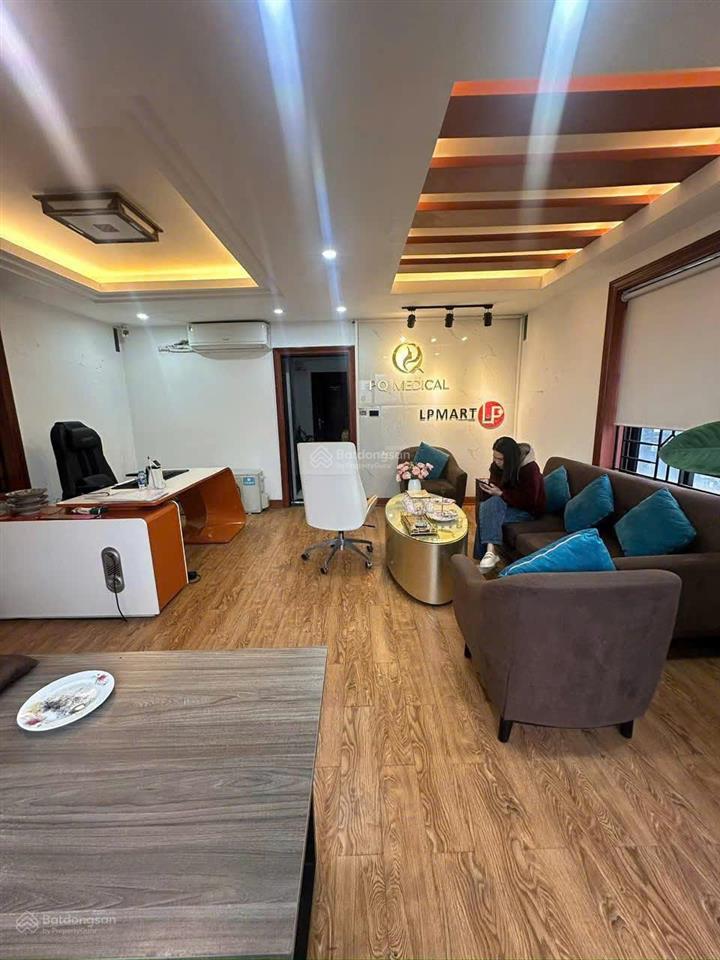 Bán tòa nhà đình thôn 77m 6.5 tầng thang máy dòng tiền chỉ 31.8 tỷ