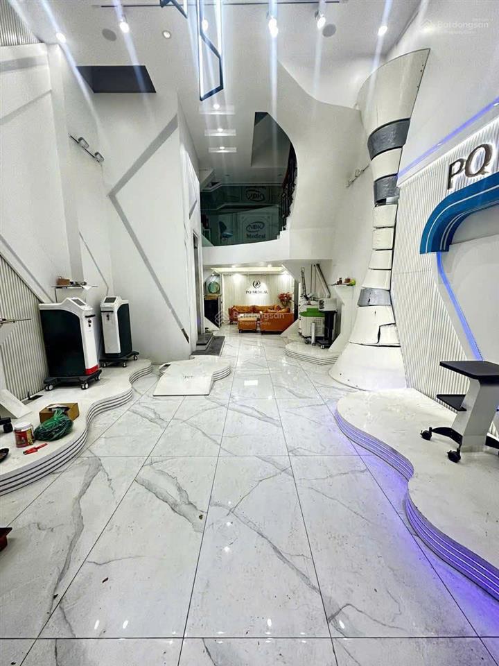 Tòa nhà đình thôn 76.4m2  6.5 tầng thang máy  khu người hàn  giá 31 tỷ