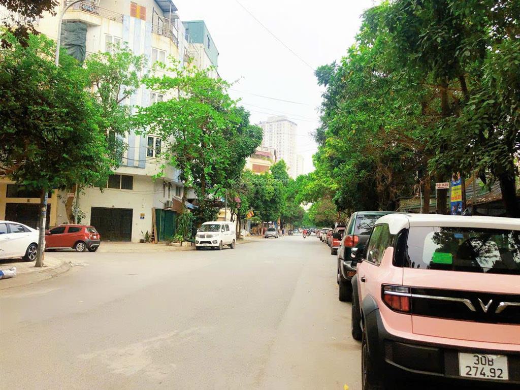 Bán nhà xa la, hà đông nhà đẹp, phân lô, đường ô tránh, 2 thoáng không gian lý tưởng cho gia đình