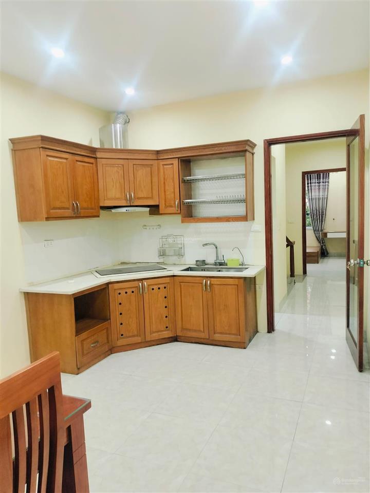 Bán nhà xa la hà đông ô tô lùi cửa, ngõ nông, gần phố nhà đẹp về ở ngay dt 40m2x4t, 3.8m mt