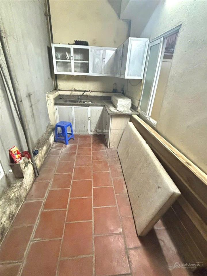 Bán nhà phố tôn đức thắng  đống đa dt 15m x 3 tầng