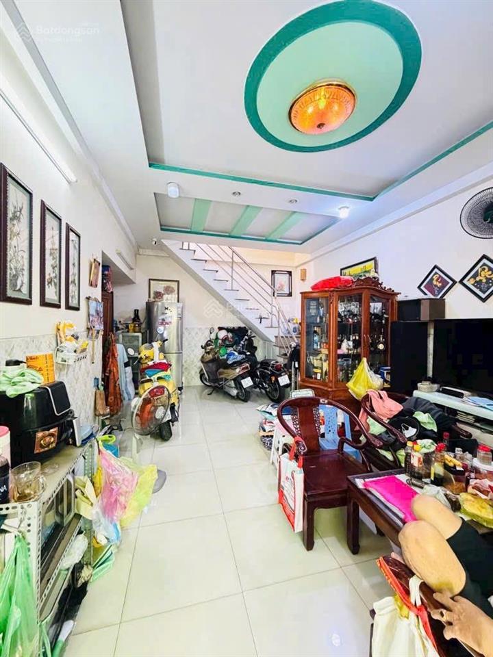 Chung cư phan văn trị 63 m2 thang máy mới ở ngay chỉ 3.55 t vị trí đẹp lô góc