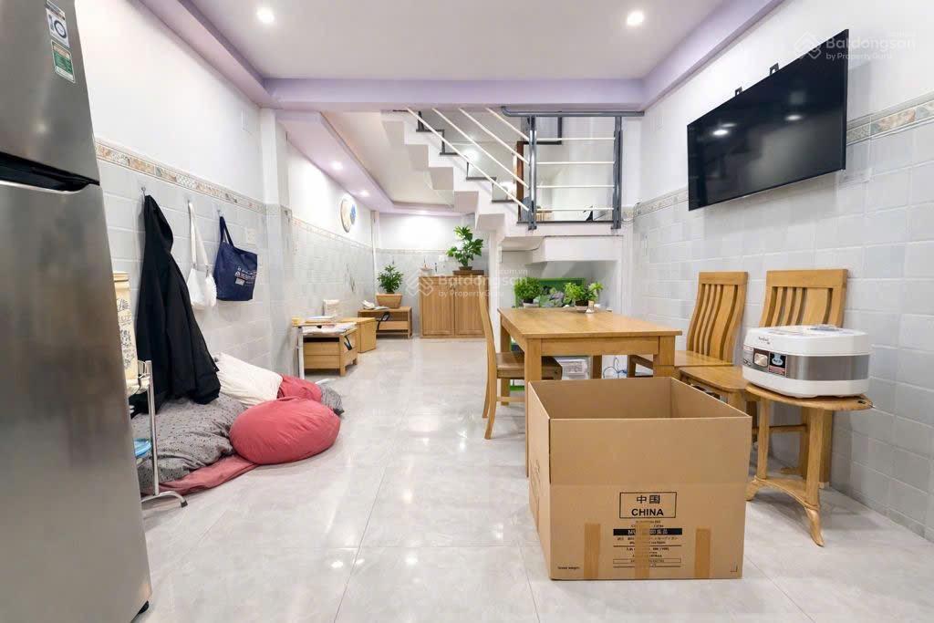 Nhà bán. hoàng hoa thám phan đăng lưu bình thạnh sát phú nhuận 35 m2 4 tầng btct 5pn sân thượng