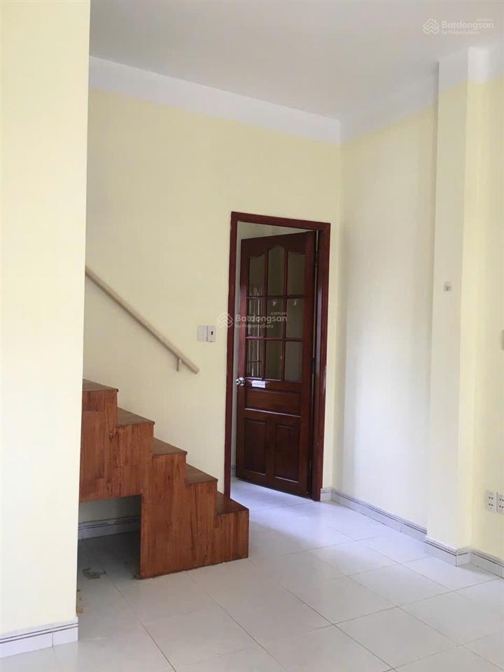 Nhà bán bình thạnh sát mặt tiền nơ trang long 25m2  2 tầng ban công thoáng nở hậu chỉ 3.5 tỷ