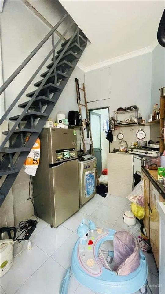 Khu vip nhà bán. bình thạnh hẻm xe tải thông dtsd 38m2  3 tầng 2 pn chỉ 1.75tỷ vị trí hiếm nhà bán