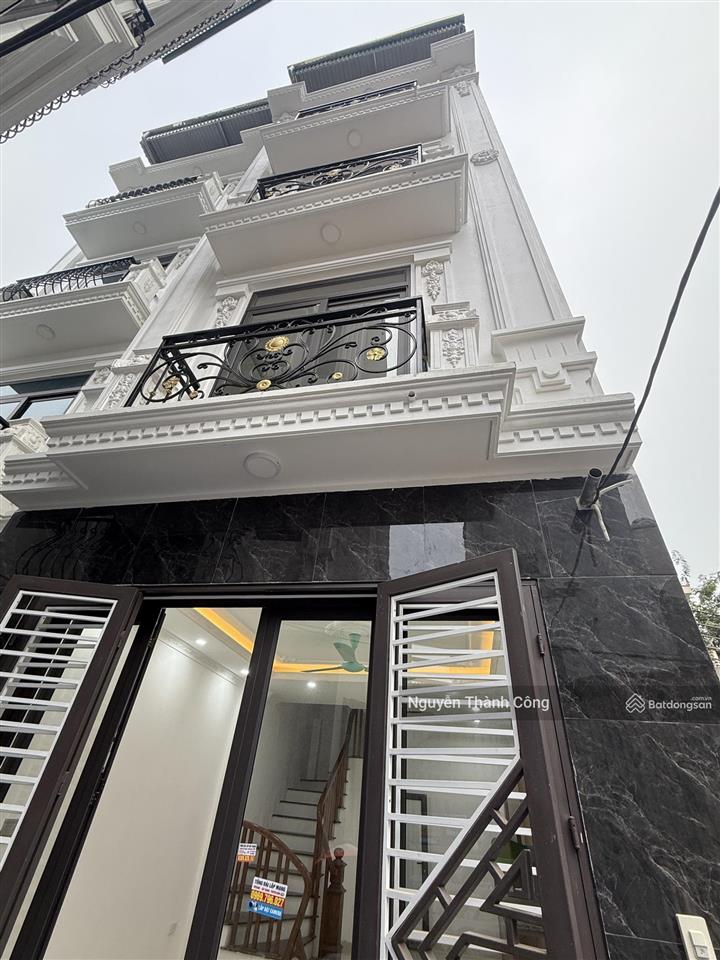 Bán nhà yên lộ, yên nghĩa, chỉ hơn 5 tỷ, dt 40mx5 tầng 3pn, gần trường, chợ, kđt đô nghĩa và vđ4