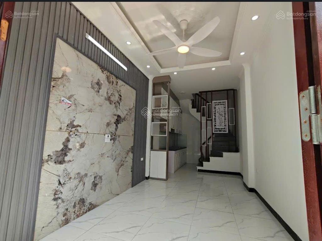 Lô góc tại yên nghĩa (trong đê) giá đầu tư chỉ nhỉnh 3tỷ không có căn thứ 2, ngay bến xe yên nghĩa