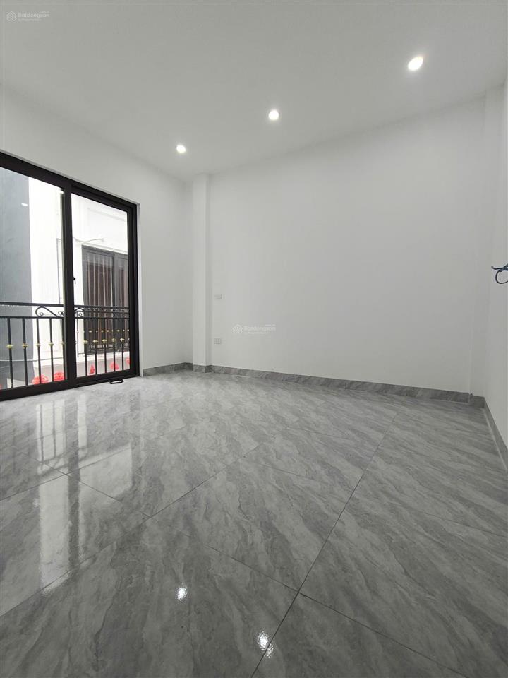 Căn góc 33m2 rẻ đẹp về ở luôn chỉ 3,1tỷ, ôtô tránh đỗ, 10p ra đh đại nam, đh điện lực, bx yênnghĩa