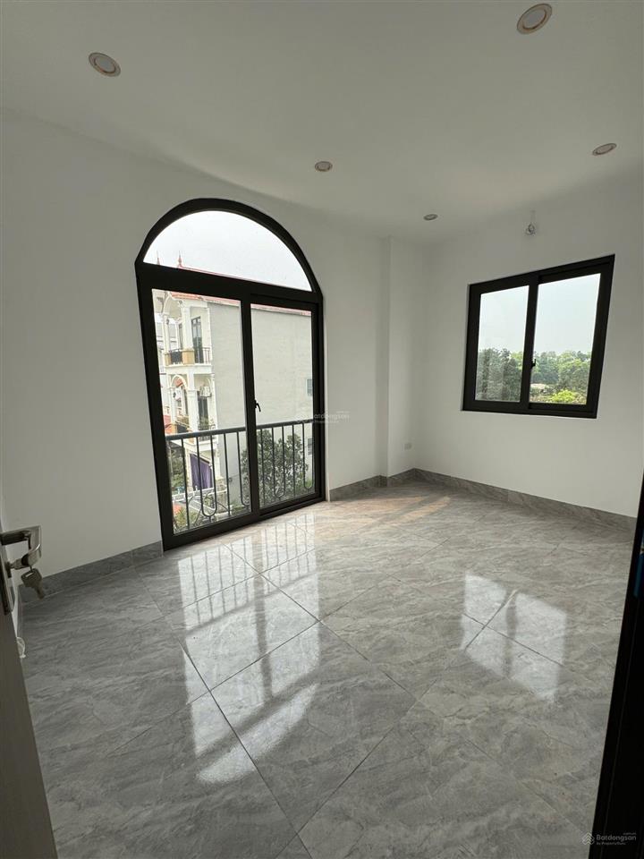 Chỉ 2,8tỷ có ngay nhà mới41m2, ôtô ngủ trong nhà, tiện ích nhiều, chỉ 10p ra bx yênnghĩa, vành đai4