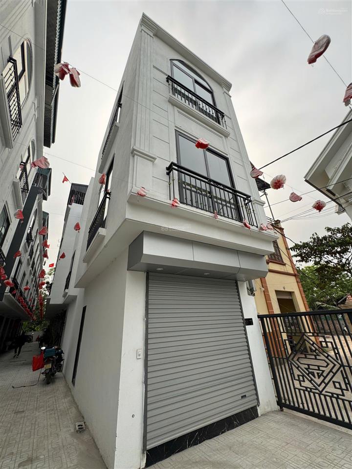 Rẻ nhất bình minh, 3tầng*33m2, ôtô đỗ cửa, sổ sẵn, ngay trường, chợ, 10p ra bx yên nghĩa, tầu điện