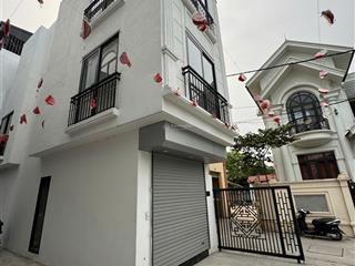Chính chủ bán nhà 3tầng*33m2, ôtô đỗ cửa, gần trường, chợ, điểm bus, 10p ra bx yên nghĩa, tầu điện