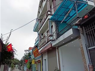 Giảm sốc hơn 300tr, chỉ2,65tỷ có ngay căn góc 3tầng+tum, ôtô đỗ, ngay p đồng mai, 10p ra bxyênnghĩa