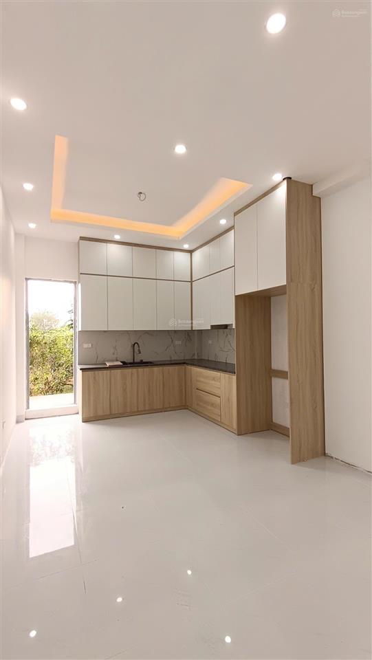 Giảm sốc hơn 300tr, chỉ2,65tỷ có ngay căn góc 3tầng+tum, ôtô đỗ, ngay p đồng mai, 10p ra bxyênnghĩa