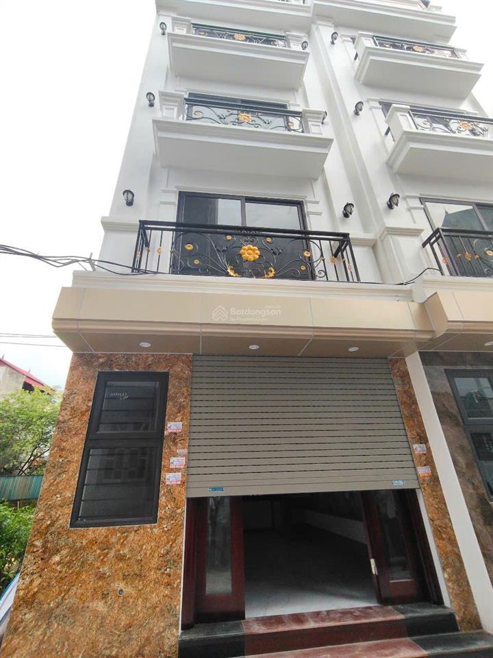 Rẻ bất ngờ, nhà mới 42m2, ôtô đỗ cửa, full nội thất, ngay trục chính, sát chợ, 7p lên bx yên nghĩa.