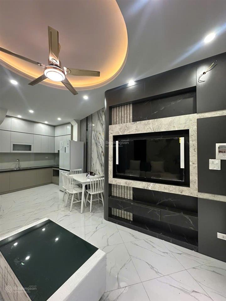 Rẻ bất ngờ, nhà mới 42m2, ôtô đỗ cửa, full nội thất, ngay trục chính, sát chợ, 7p lên bx yên nghĩa.