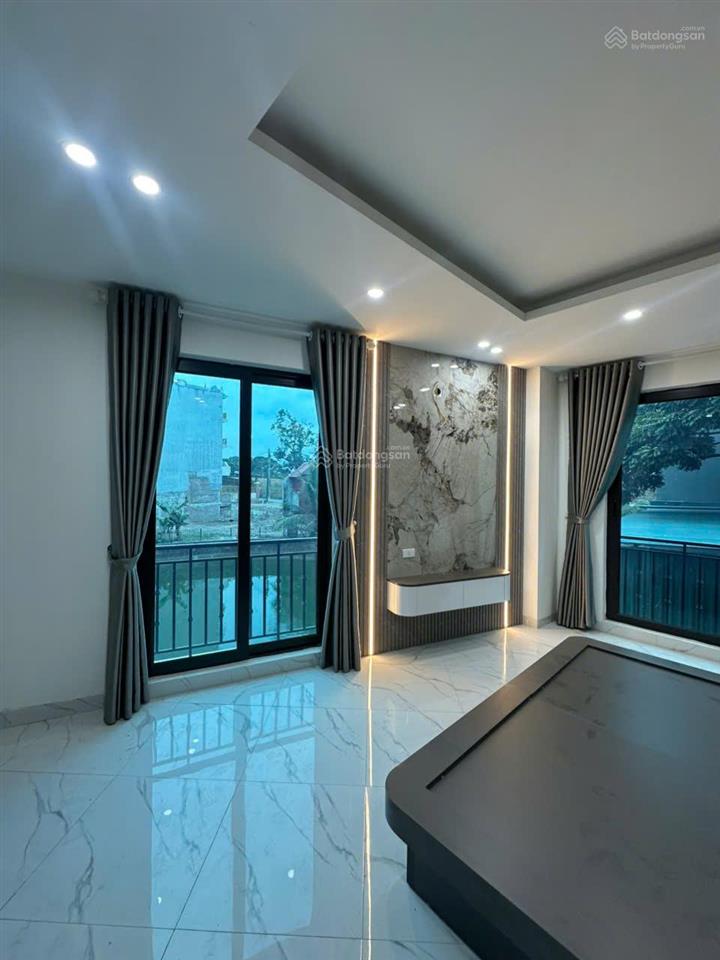 Rẻ bất ngờ, nhà mới 42m2, ôtô đỗ cửa, full nội thất, ngay trục chính, sát chợ, 7p lên bx yên nghĩa.