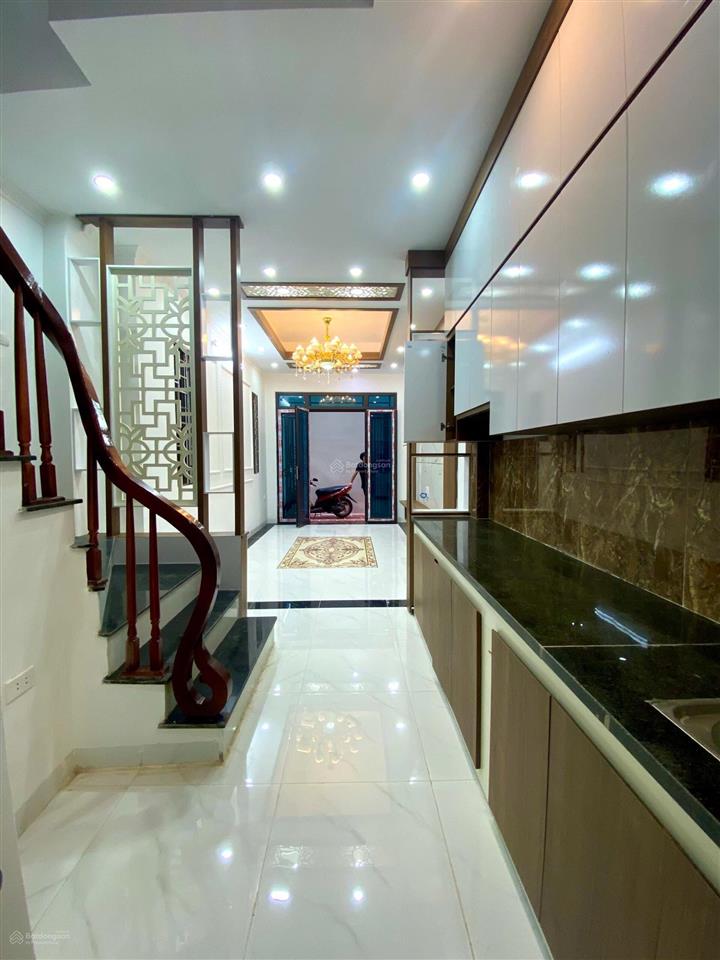 Giá tốt, nhà ngay ql6, cây xăng đồng mai, ôtô đỗ cạnh, vài phút ra tầu điện, bến xe yên nghĩa
