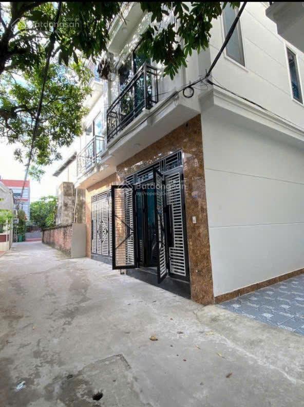 Giá tốt, nhà ngay ql6, cây xăng đồng mai, ôtô đỗ cạnh, vài phút ra tầu điện, bến xe yên nghĩa