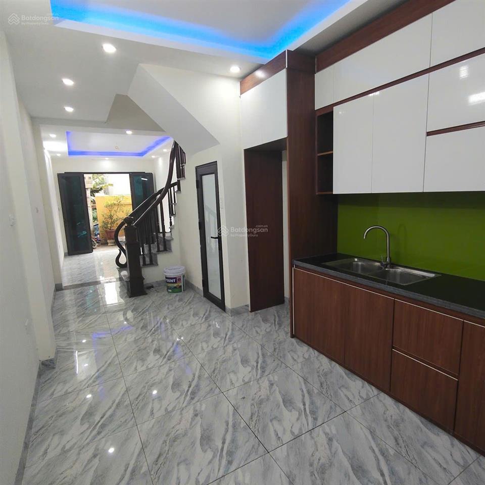 Nhà mới 38m2 đồng mai cũ, chỉ nhỉnh 3 tỷ, ô tô đỗ gần, vài phút ra ql6, vành đai 4, bx yên nghĩa