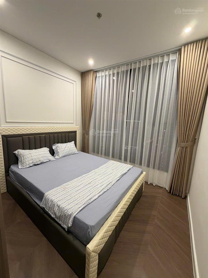 Cho thuê cc luxury tại lumiere evergreen, 22 triệu, 75m2, 2pn, 2wc