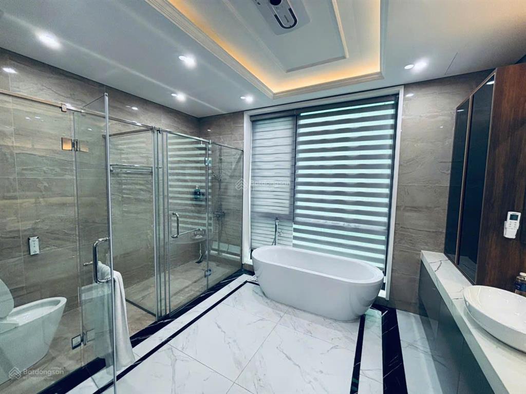 Cho thuê biệt thự vinhomes ocean park gia lâm, vip, 350m2