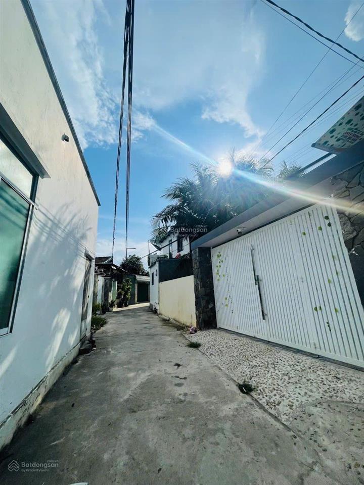 Lô đất đường ôtô gần chợ ga đi vào trung tâm chỉ 5 phút