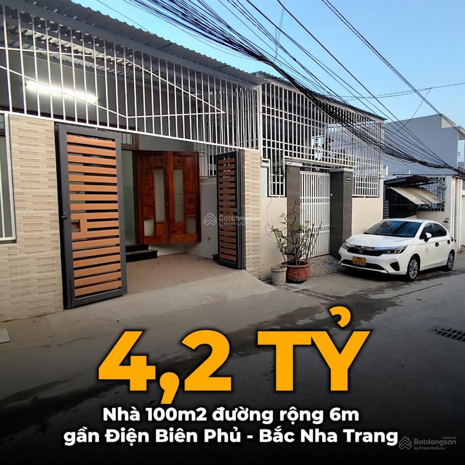 Hiếm! nhà rộng đường lớn ô tô đậu đỗ được, gần biển giá tốt sát đường điện biên phủ  bắc nha trang