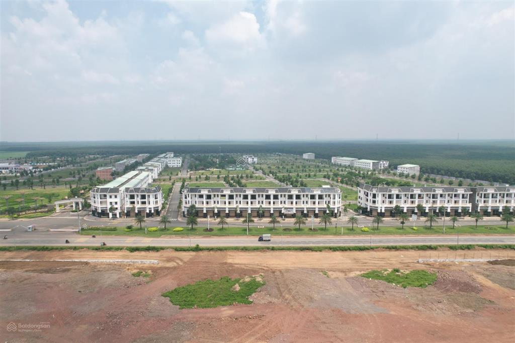 Ngộp ngân hàng, bán đất nền dự án century city, 1,7 tỷ, 100m2, hàng hot, giá cực chất