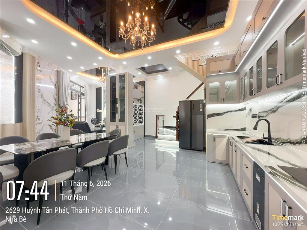 Bán nhà phố góc 2 mặt tiền kdc huỳnh tấn phát  nhà bè