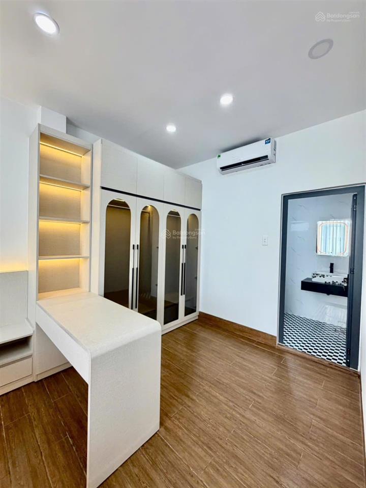 Nhà xây mới 100% hẻm 1830 huỳnh tấn phát  thị trấn nhà bè. cách phú mỹ hưng 5 phút