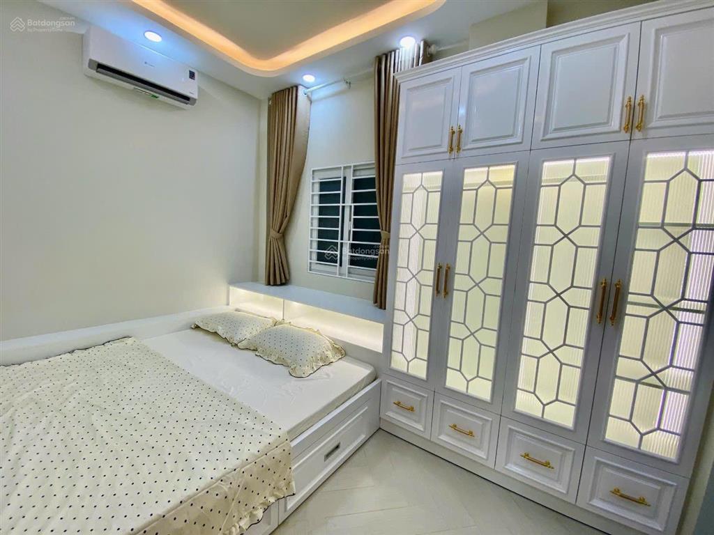 Bán nhà cổ điển hẻm 36/9b huỳnh tấn phát  p. tân thuận tây  quận 7