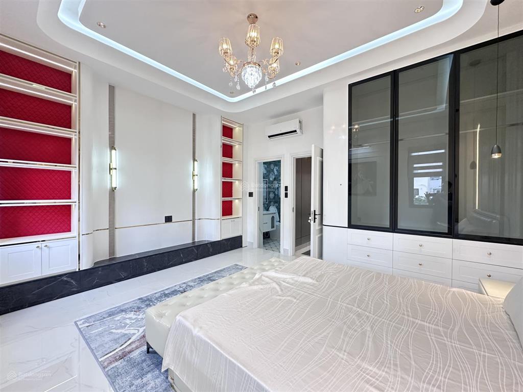 Bán nhà phố hiện đại  phong cách châu âu  kdc đường số  quận 7. liền kề pmh