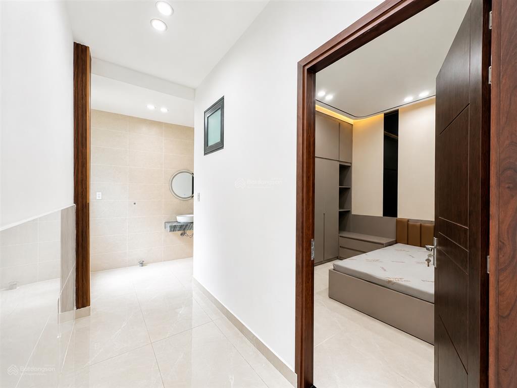 Bán nhà góc 2 mặt tiền  đường huỳnh tấn phát  thị trấn nhà bè (sát chợ phú xuân)