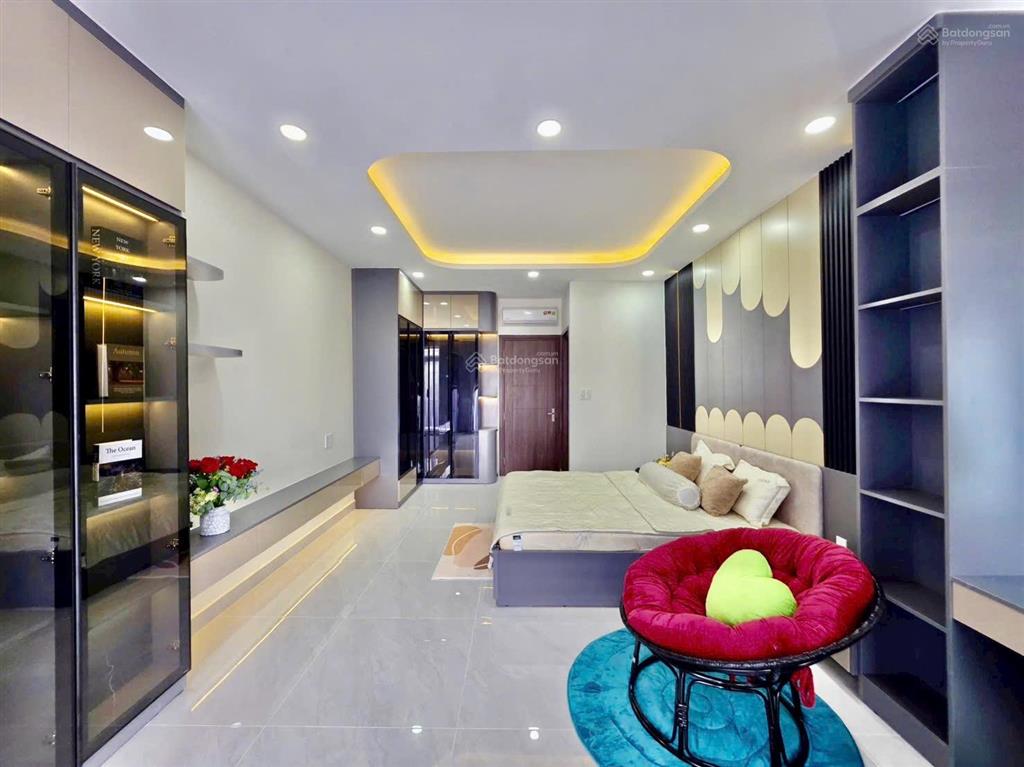 Nhà phố 4 tầng  mặt tiền hẻm kinh doanh 8m  đường chuyên dùng 9  quận 7