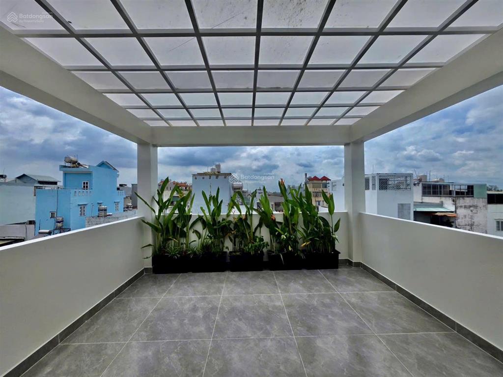 Nhà phố 4 tầng  mặt tiền hẻm kinh doanh 8m  đường chuyên dùng 9  quận 7