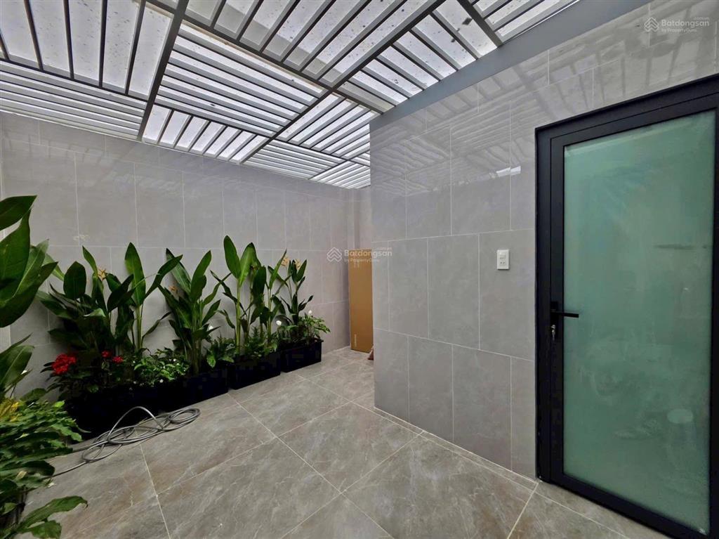 Nhà phố 4 tầng  mặt tiền hẻm kinh doanh 8m  đường chuyên dùng 9  quận 7