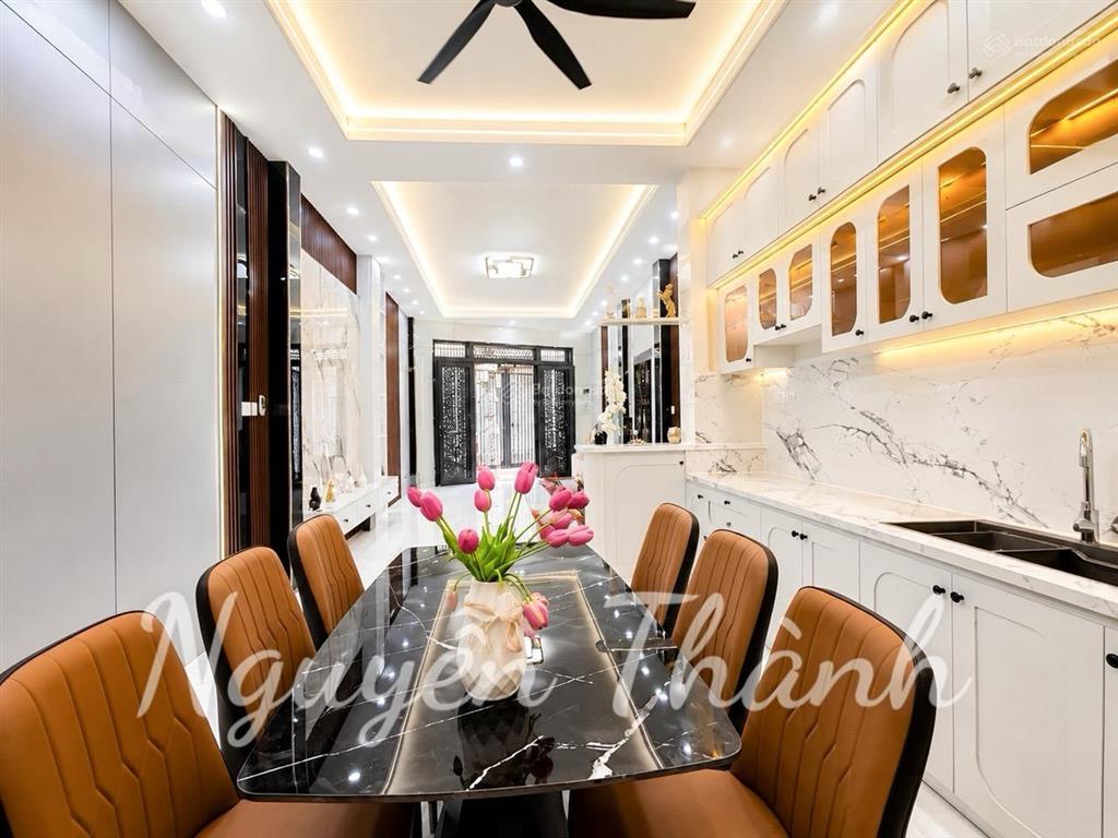 Bán nhà phố đường huỳnh tấn phát  quận 7  hẻm 3,5m  hẻm thông