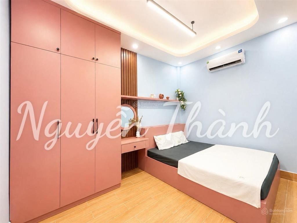 Bán nhà phố đường phạm hữu lầu  quận 7