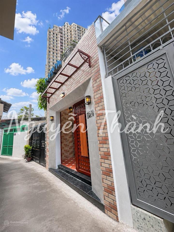 Bán nhà phố đường phạm hữu lầu  quận 7