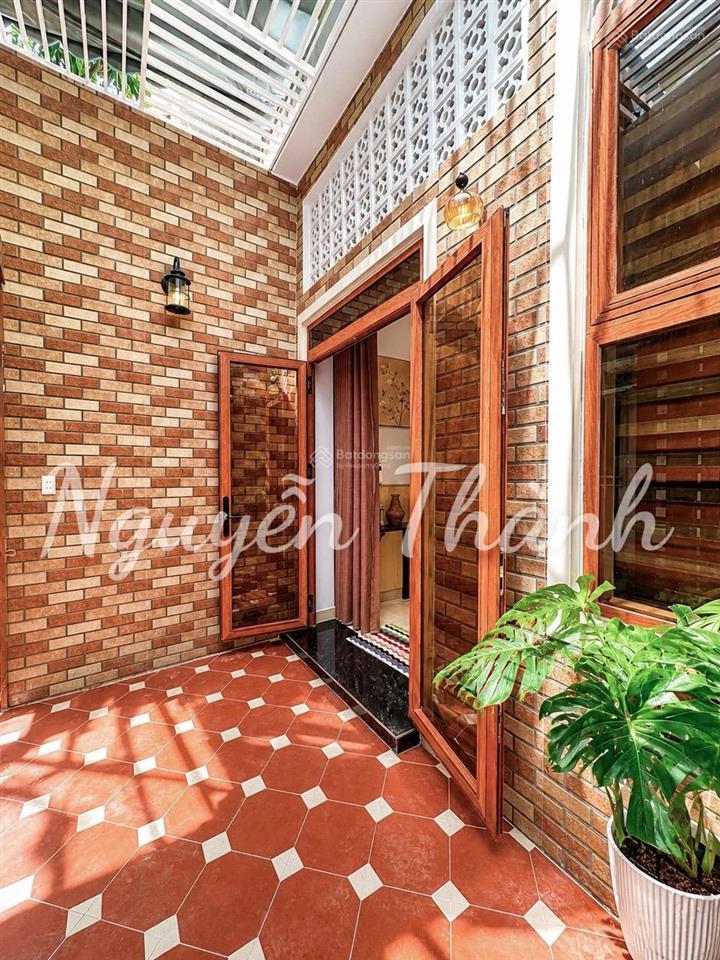 Bán nhà phố đường phạm hữu lầu  quận 7
