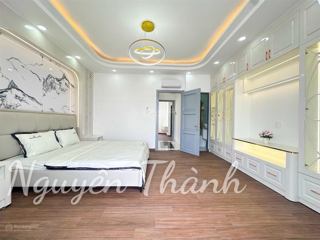 Bán nhà phố mặt tiền kinh doanh  đường 10m đào tông nguyên  thị trấn nhà bè