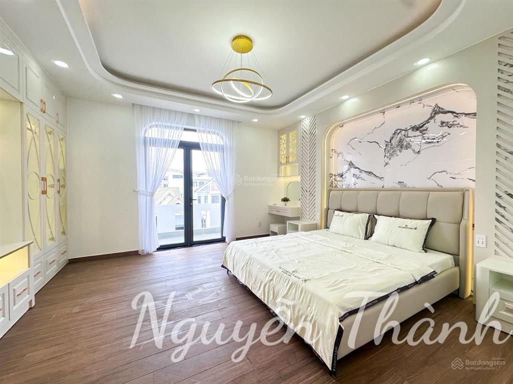 Bán nhà phố mặt tiền kinh doanh  đường 10m đào tông nguyên  thị trấn nhà bè