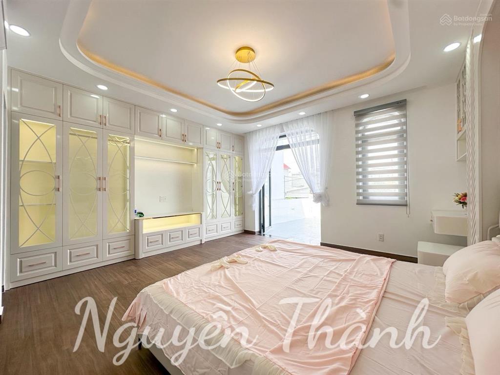 Bán nhà phố mặt tiền kinh doanh  đường 10m đào tông nguyên  thị trấn nhà bè
