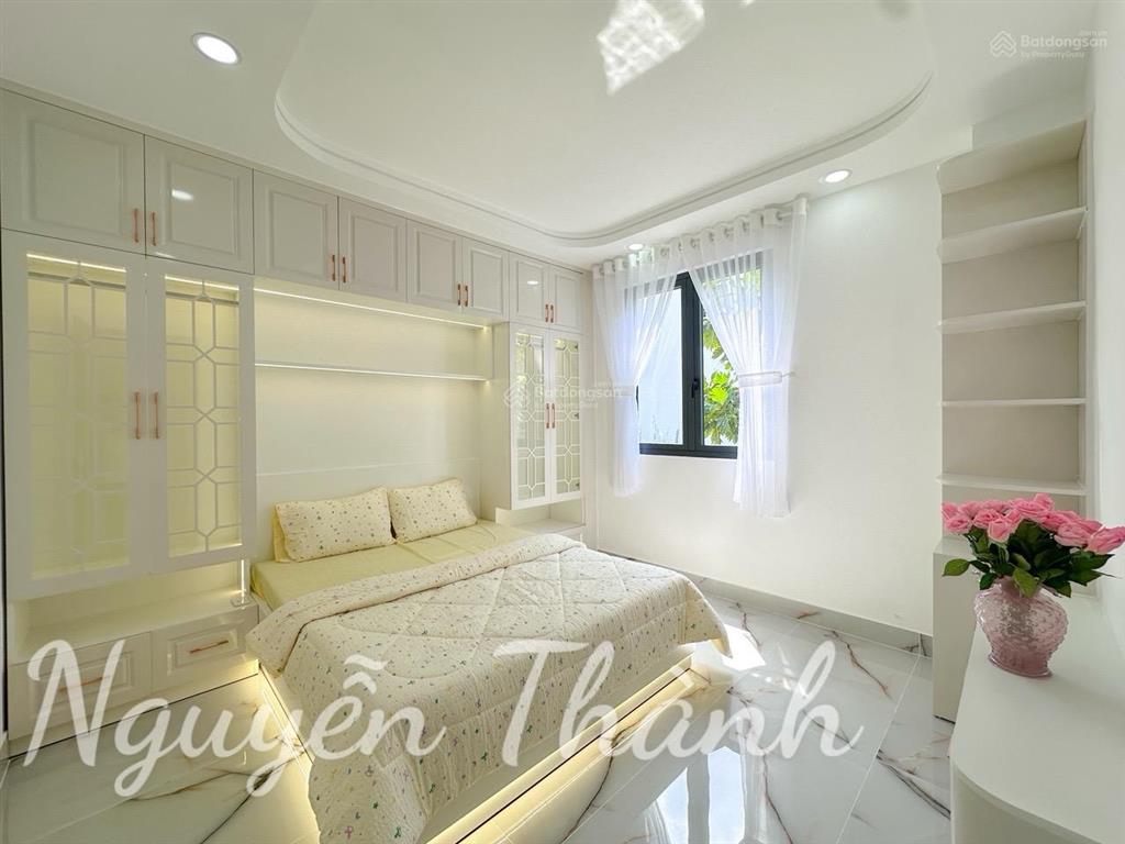 Bán nhà phố mặt tiền kinh doanh  đường 10m đào tông nguyên  thị trấn nhà bè