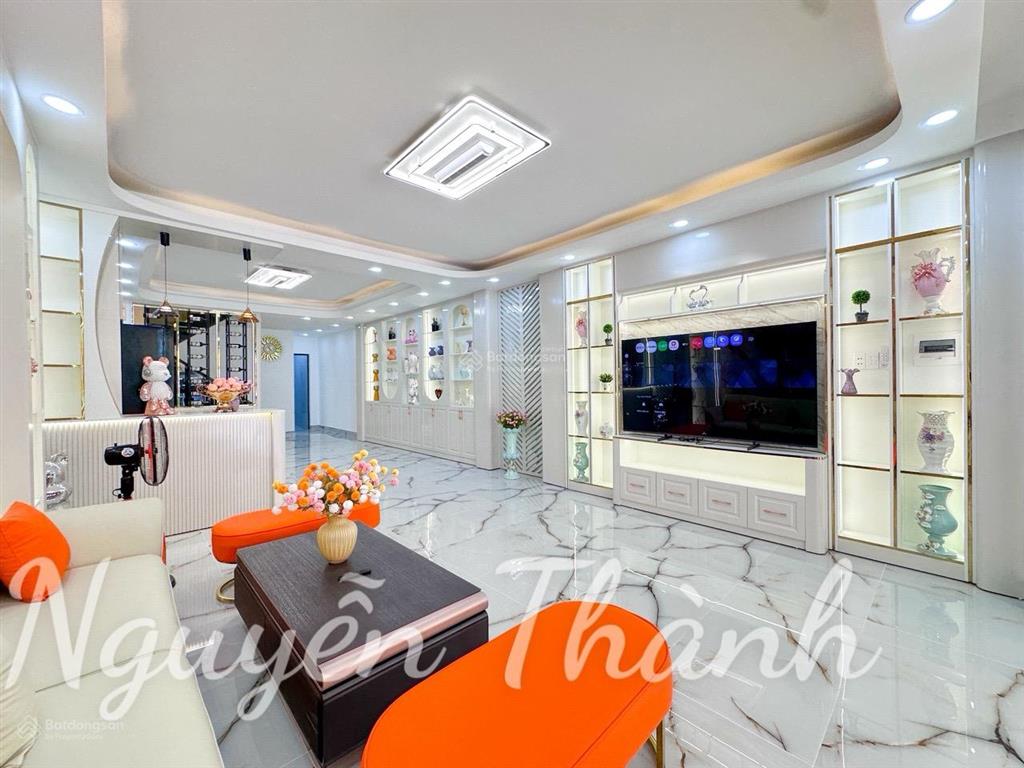 Bán nhà phố mặt tiền kinh doanh  đường 10m đào tông nguyên  thị trấn nhà bè