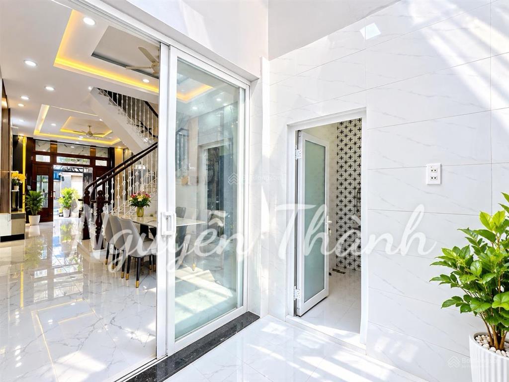 Nhà phố 3 tầng  hẻm 3,5m  huỳnh tấn phát  thị trấn nhà bè  4.5m x 16.5m  5 tỉ 250