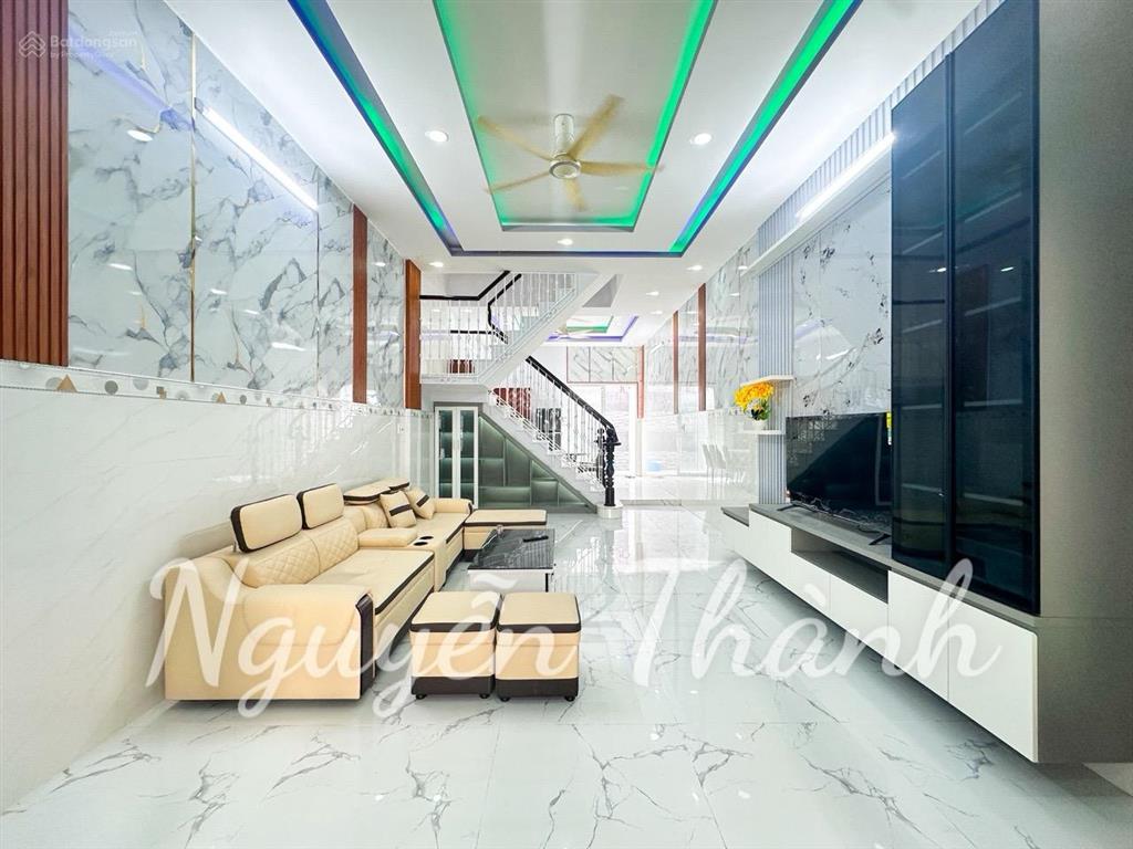 Nhà phố 3 tầng  hẻm 3,5m  huỳnh tấn phát  thị trấn nhà bè  4.5m x 16.5m  5 tỉ 250