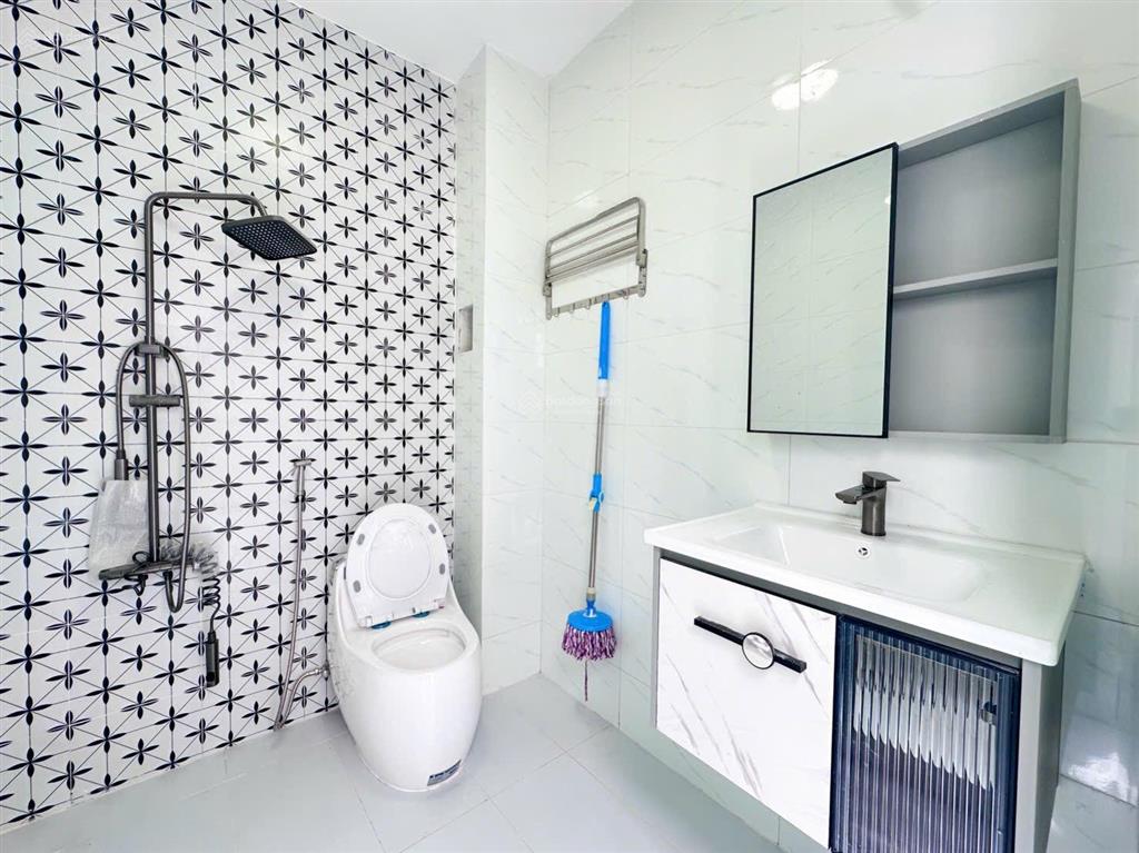 Nhà phố 3 tầng  hẻm 3,5m  huỳnh tấn phát  thị trấn nhà bè  4.5m x 16.5m  5 tỉ 250